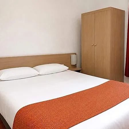 Hotel Hélianthe 3*
