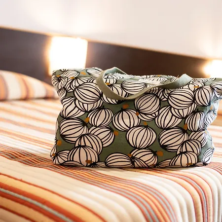 Hotel Helianthe 3*