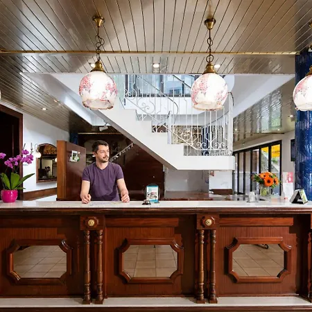 Helianthe Hotel Lourdes